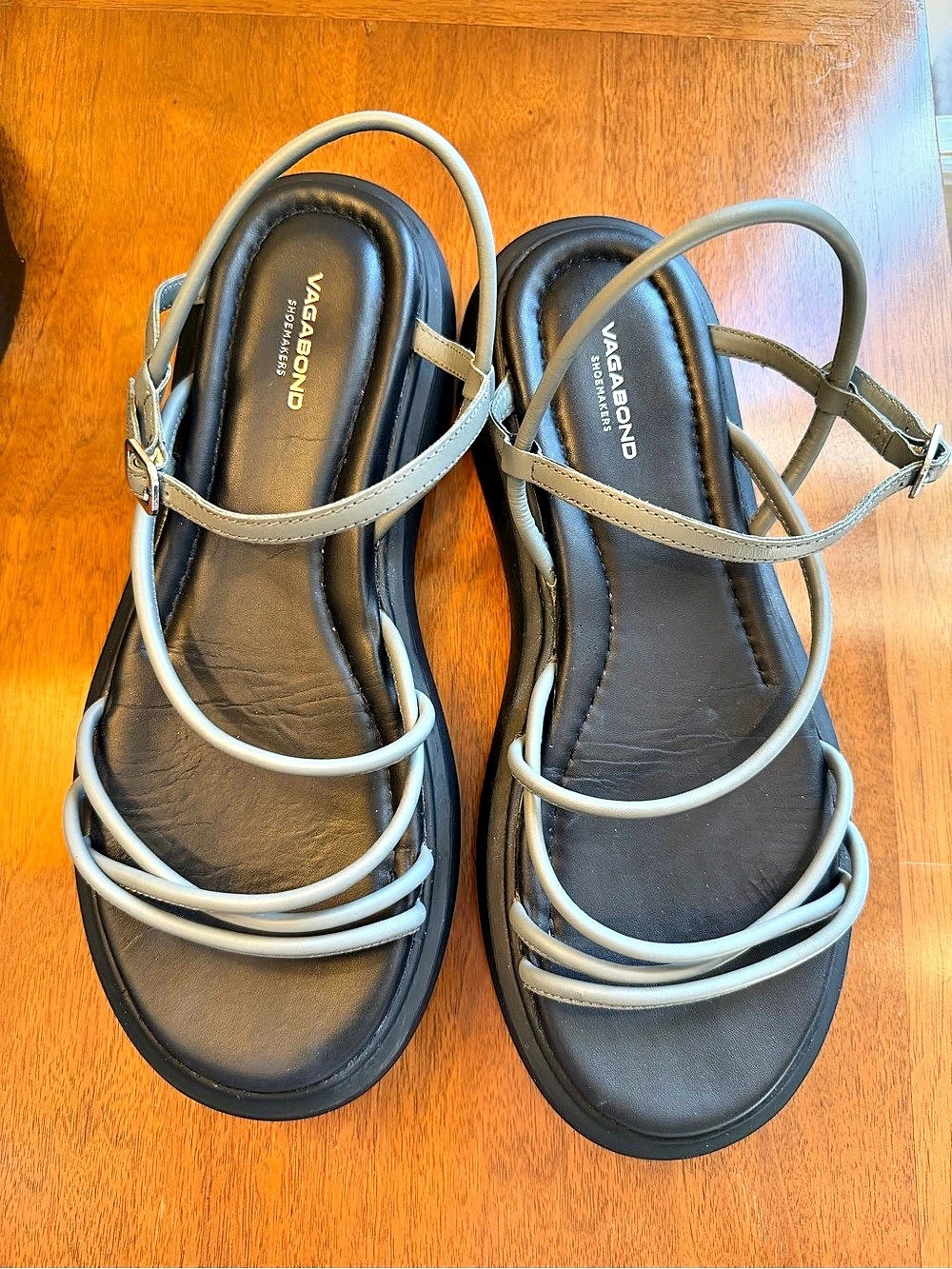 Vagabond Shoemakers Women’s Strappy Ankle Strap Blenda Sandals EU 40 / US 10